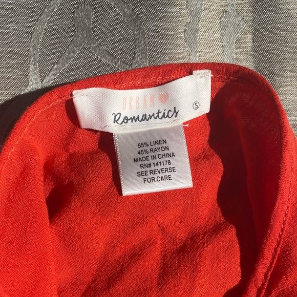 Urban Romantics button up halter top - Picture 3 of 3